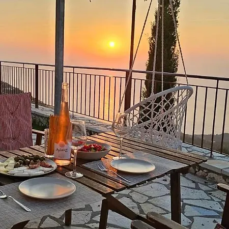Sun Gazing شقة فندقية Drymon